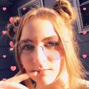 Meet your Posher, Carolynn